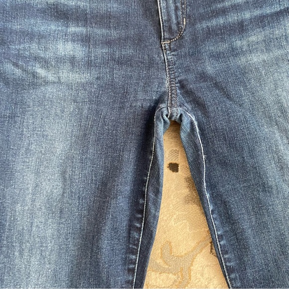 Joe's Women's Skinny Jeans - Picture 5 of 8